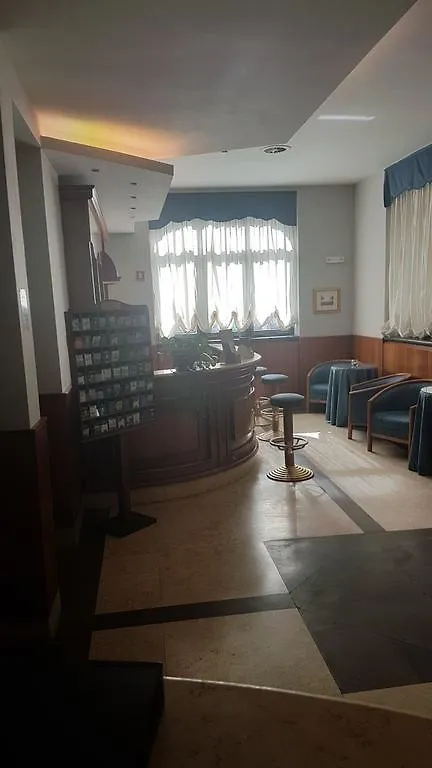 Hotel San Giorgio Неаполь