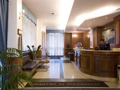 Hotel San Giorgio Неаполь