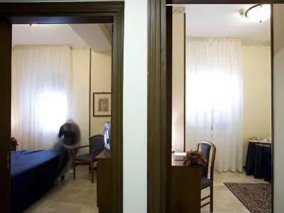 Hotel San Giorgio Νάπολη 3*,